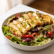 Quinoa-Halloumi-Salat
